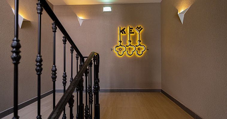 KEY HOTEL