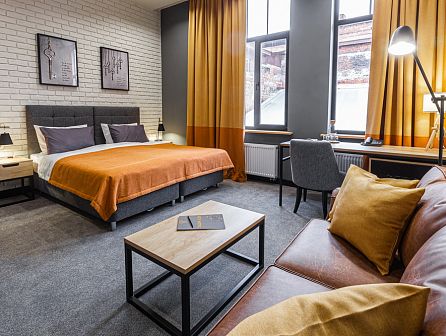 KEY HOTEL