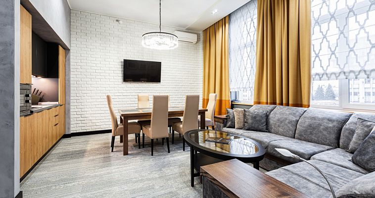 KEY HOTEL